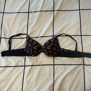 PINK Everywhere Push-Up